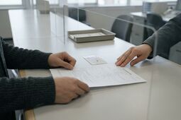 連絡先がわからない親族の探し方は？戸籍の附票から住所を調べる手順と役所での手続きを解説